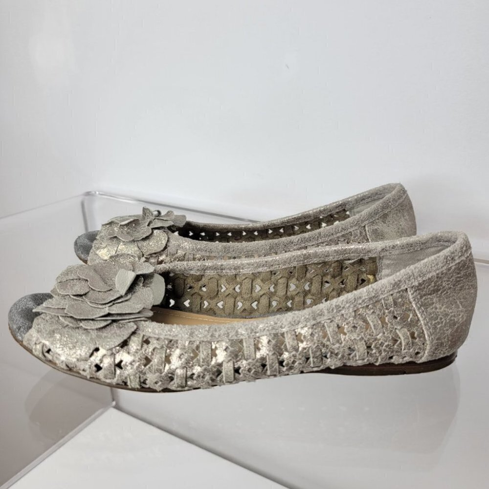 Report Silver Open Toe  Flats - Picture 2 of 6